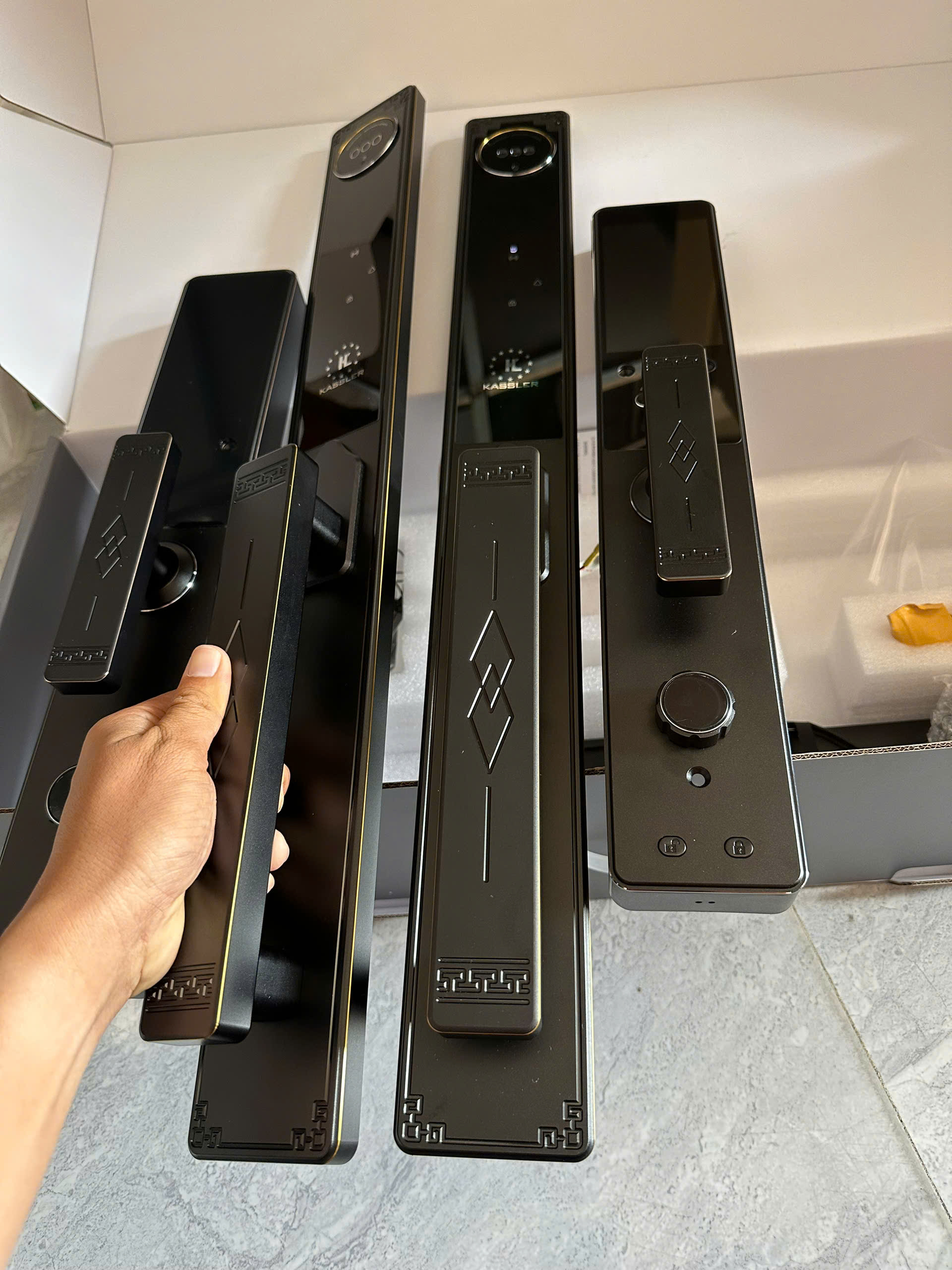 Khóa cửa vân tay cao cấp Kassler KL-968 CNC